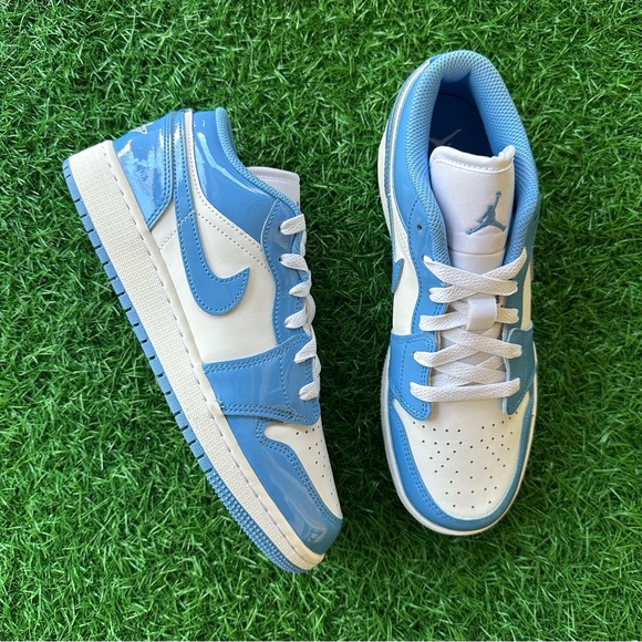 Nike Air Jordan 1 Low Se White / Legend Blue - Picture 14 of 16